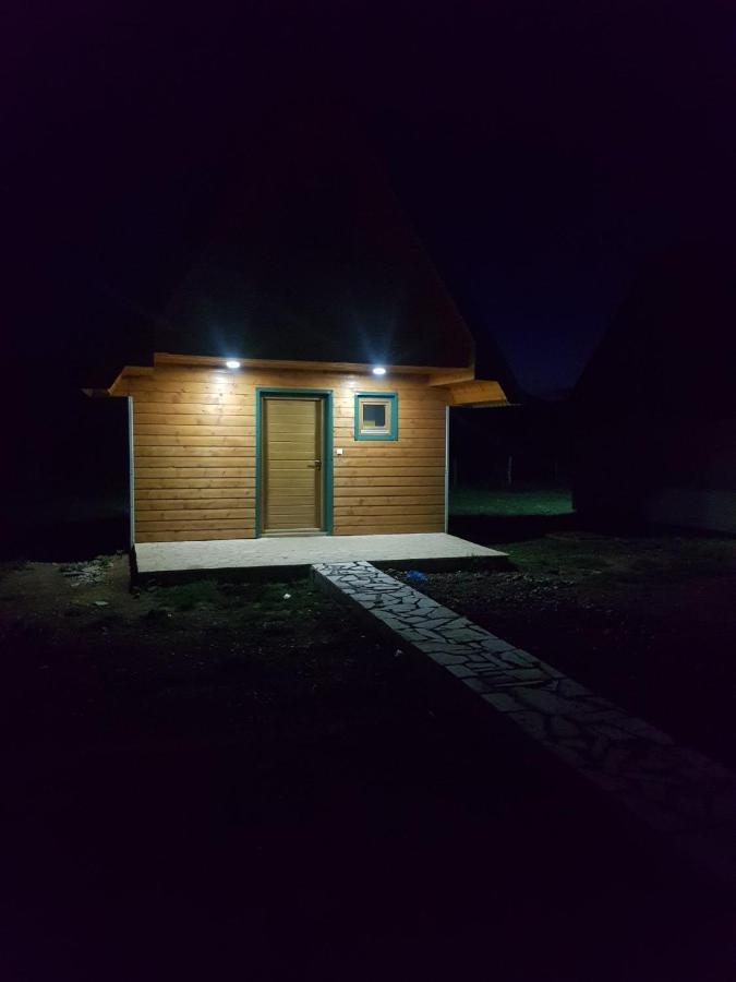 Bungalovi Tim جابلياك المظهر الخارجي الصورة